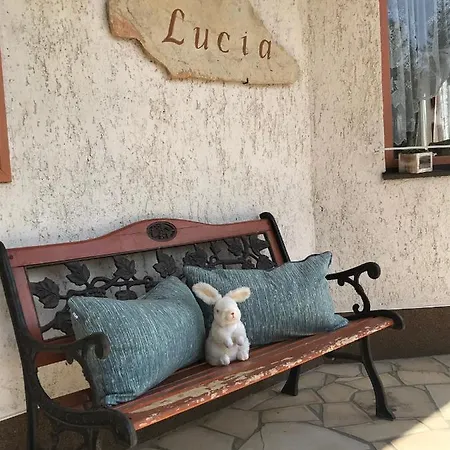 アパート Haus Lucia